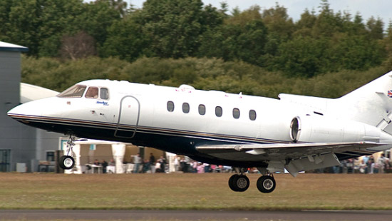 HAWKER 800XP Charter
